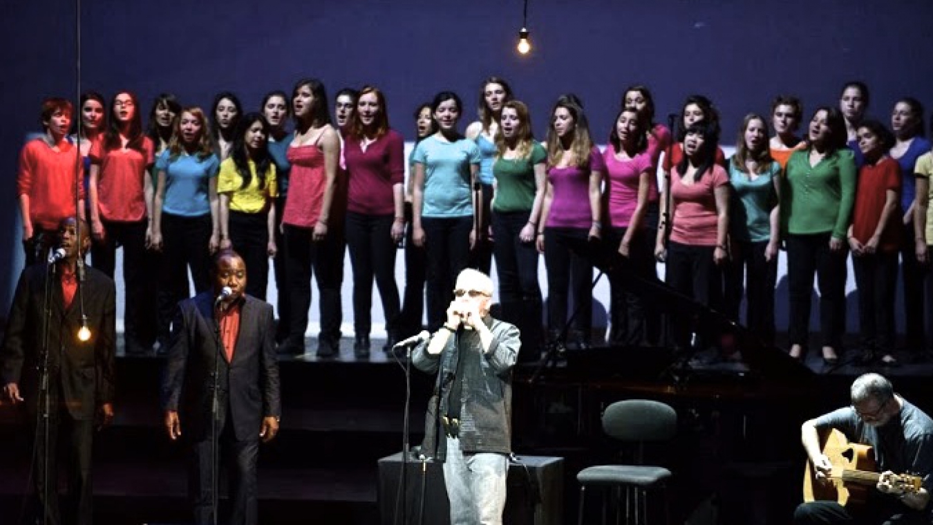 public://projets/2012-06-12_Paris_10_ans_VEDICI_Spectacle_La_voix+%28112%29.jpg